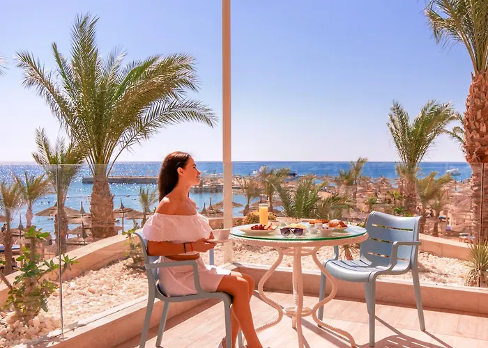 Albatros The Club - Aqua Park Resort 4*