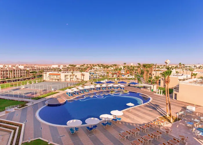 Albatros The Club - Aqua Park 4*