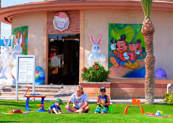 Albatros The Club - Aqua Park 4*