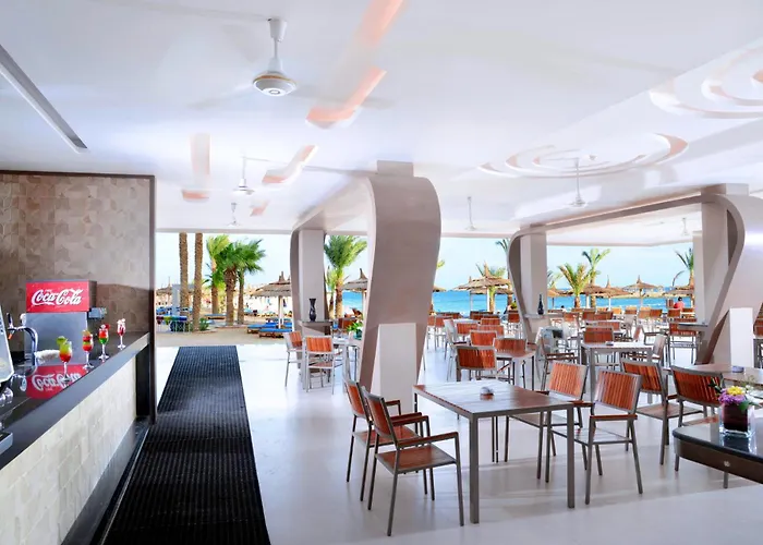 Albatros The Club - Aqua Park Resort